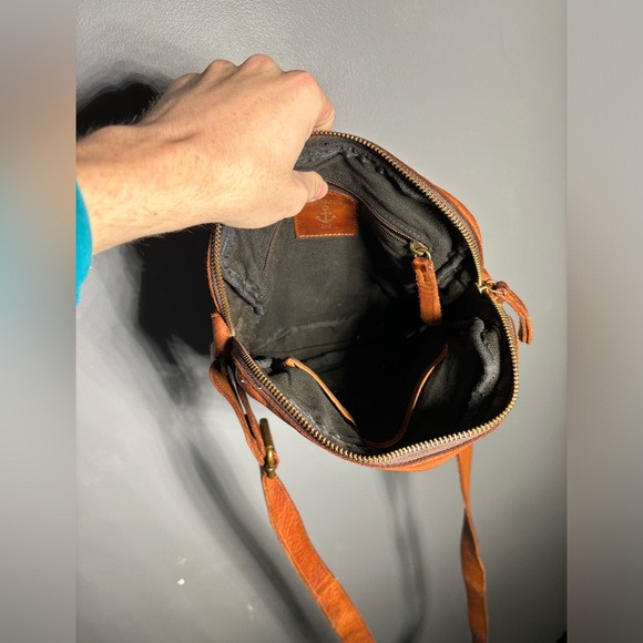 Harbour 2nd Marlies Leather Flap Crossbody Bag - Picture 4 of 6